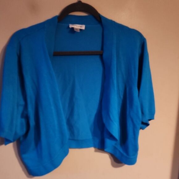 Beatiful Blue  Crop Women's Sweater Size 18-20 - Picture 1 of 5